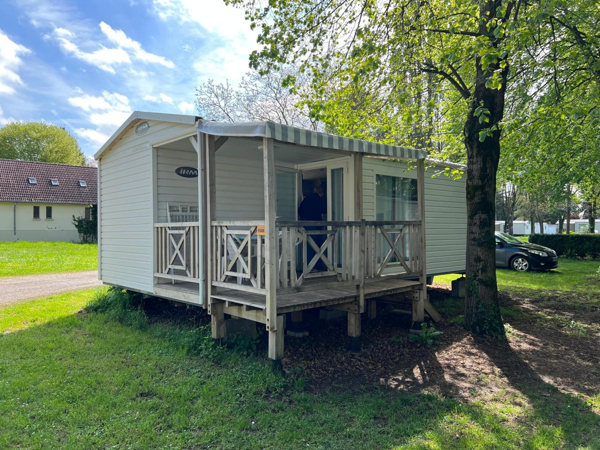 Les Pinots D'Alsace - 3 Bungalows Climatises Avec Tv - Proche Europa Park Boofzheim Kamer foto